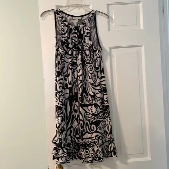 Dress Barn Dresses | Pretty Black And White Swing Dress From Dress Barn With Glitter On It | Color: Black/White | Size: 12 | Jmaida25's Closet